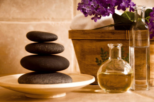 Hot stone massages and other theories are taught with our Beauty Therapy Courses